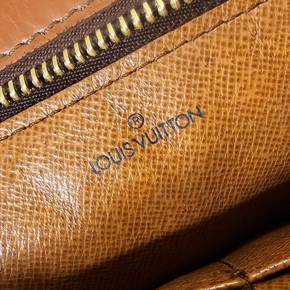 LOUIS VUITTON ENGHIEN BAG - Picture 11 of 14